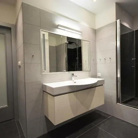 Klamovka Park Apartment Прага