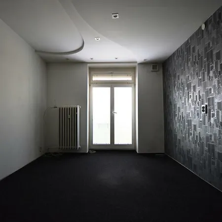 Апартаменты Klamovka Park Apartment Прага