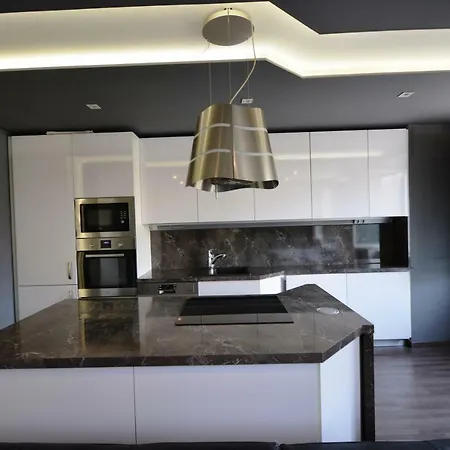 Klamovka Park Apartment Апартаменты