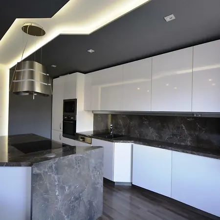 Klamovka Park Apartment * Прага