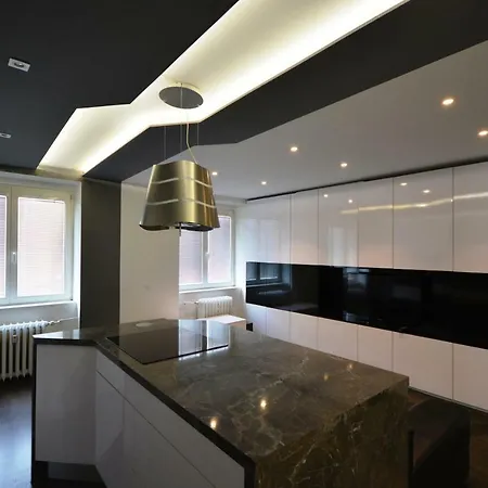 Klamovka Park Apartment Апартаменты
