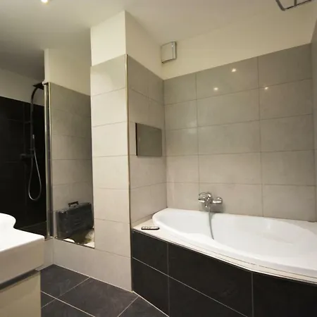 Klamovka Park Apartment Апартаменты Прага